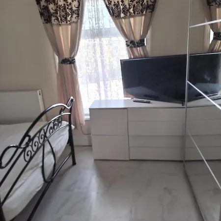 Balfour Street Pansiyon